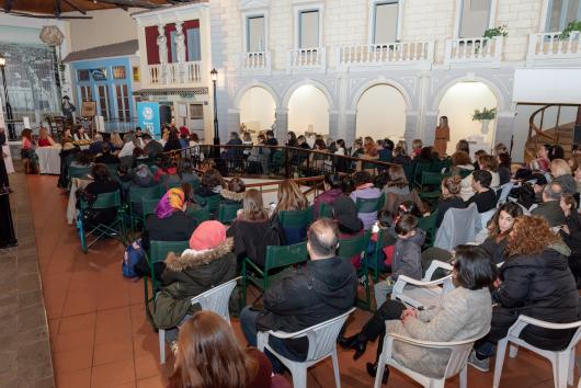 Εκδήλωση του ΚΕΘΙ για την παρουσίαση του βιβλίου «Ο κόσμος από την αρχή» Εκδήλωση του ΚΕΘΙ για την παρουσίαση του βιβλίου «Ο κόσμος από την αρχή»